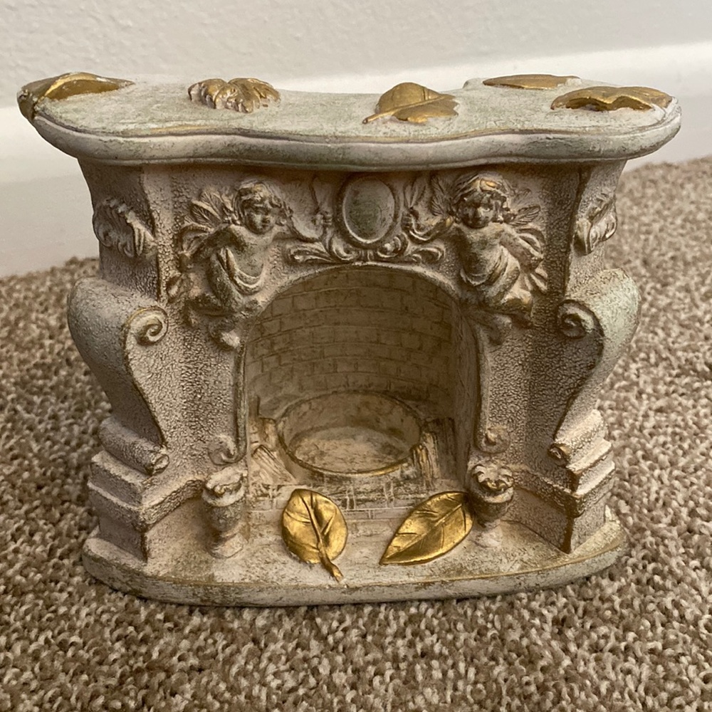 Candle holder